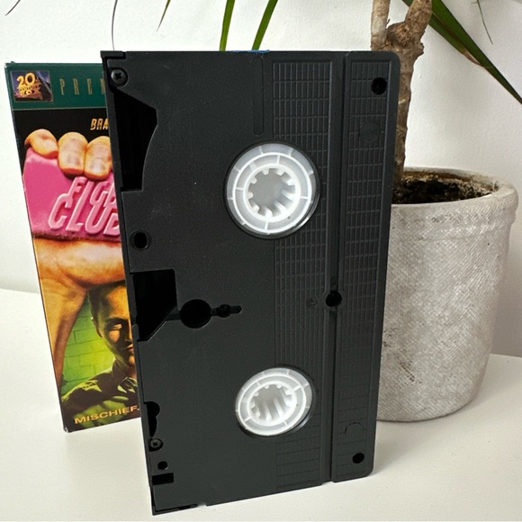 Fight Club VHS Tape (Premiere Series) Brad Pitt; Edward Norton 1999 - Picture 6 of 7